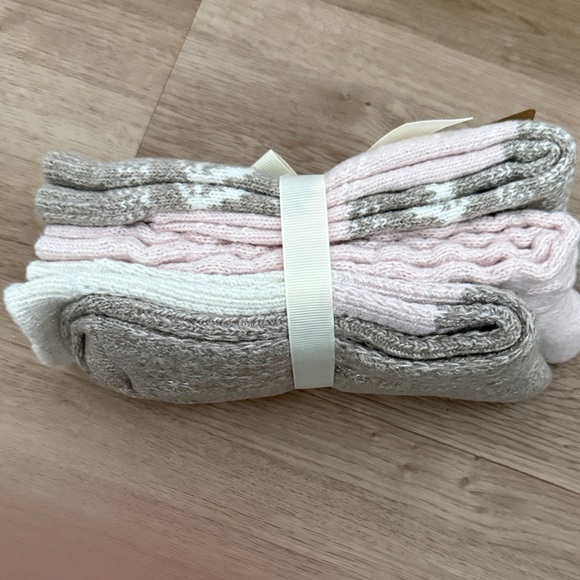 BearPaw Tan and White Casual Crew Socks - Picture 2 of 4